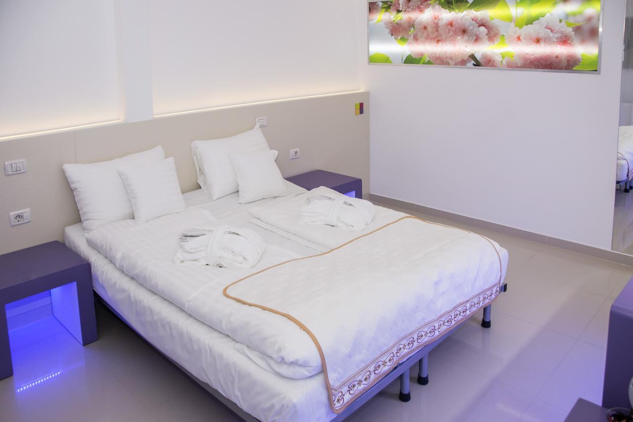 Deluxe Double Room,807803433:JPEG